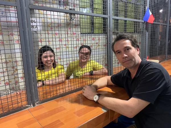 “A landmark mission with immediate impacts”: how MFC embassies and civil society collaborated on Philippines press freedom mission